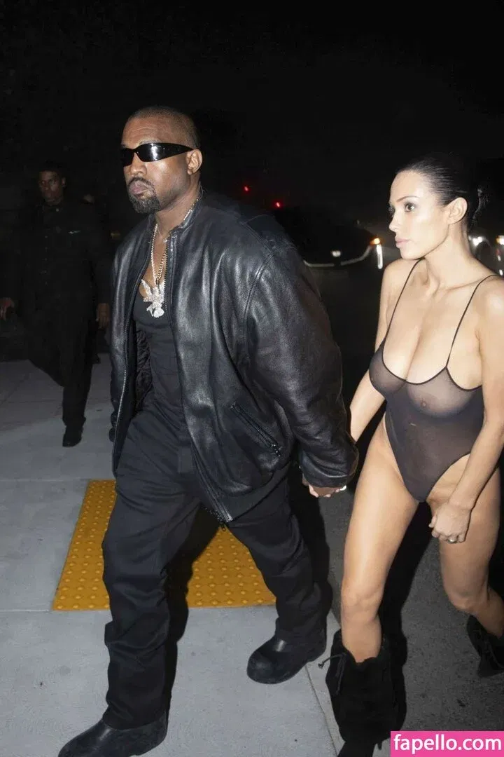 Bianca Censori Onlyfans Photo Gallery 