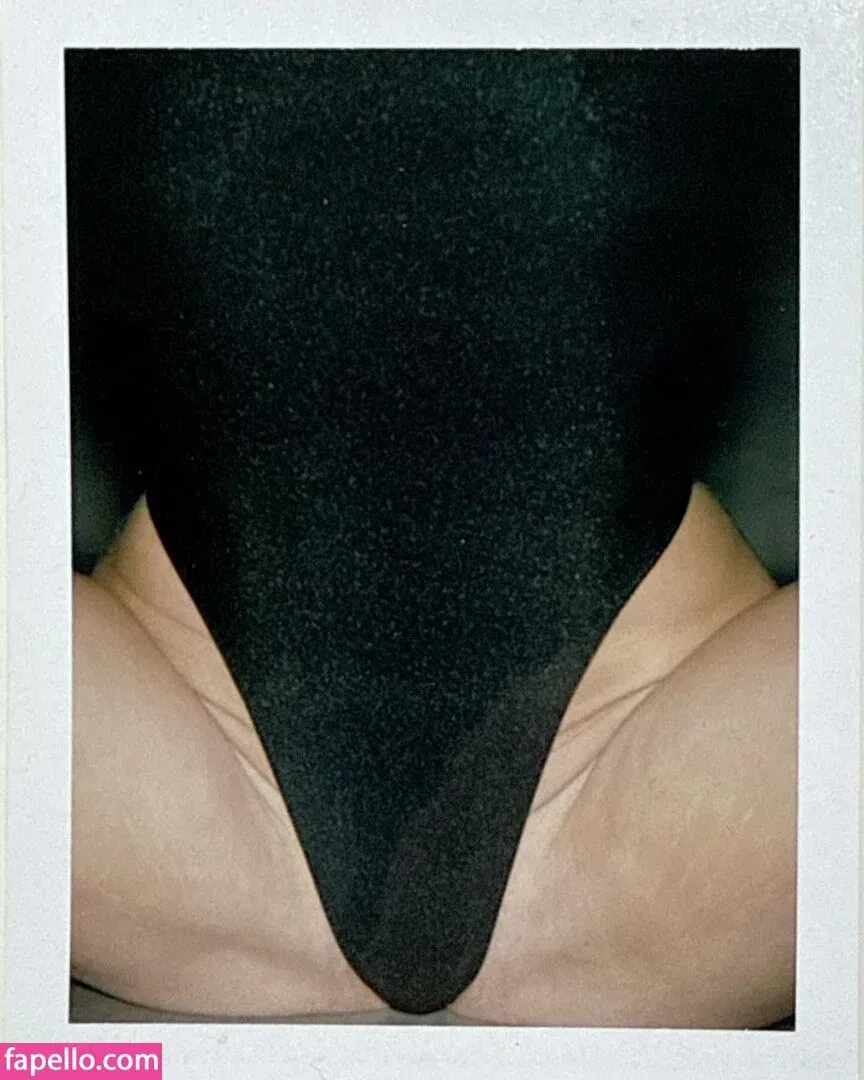 Bianca Censori Onlyfans Photo Gallery 