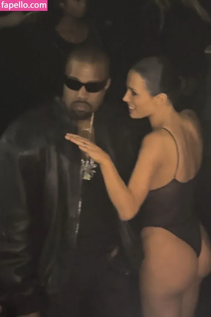 Bianca Censori Onlyfans Photo Gallery 