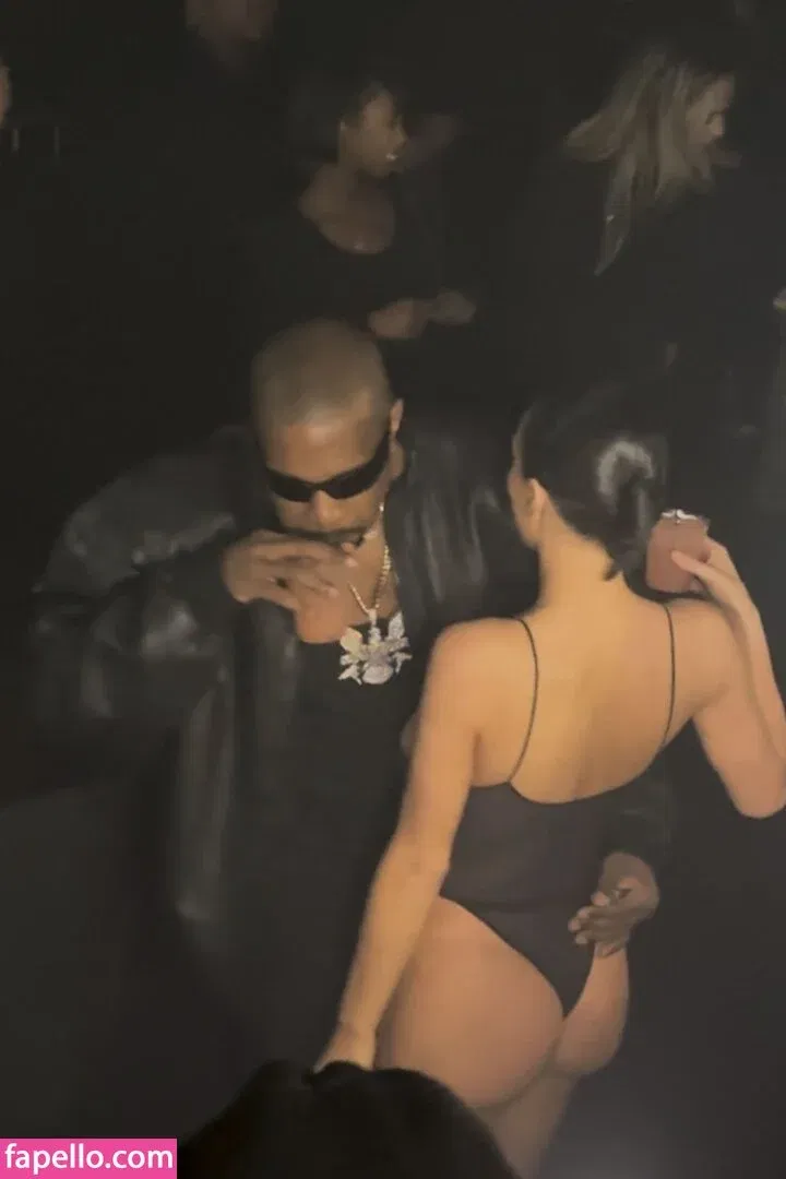 Bianca Censori Onlyfans Photo Gallery 