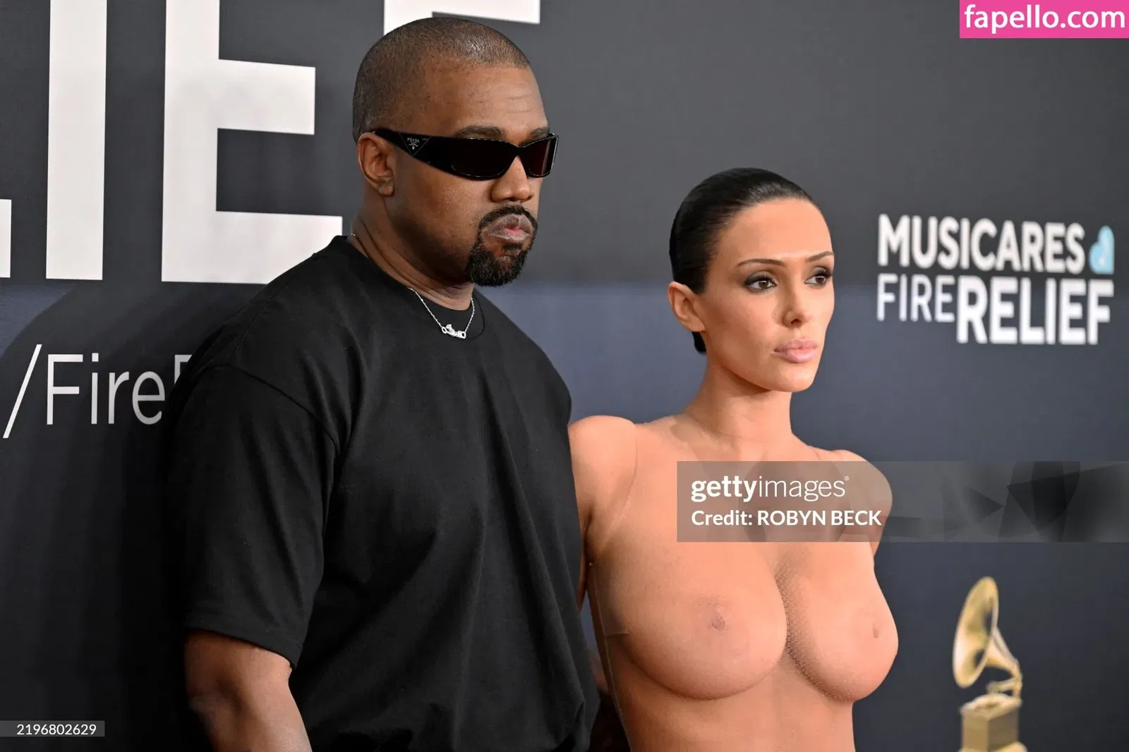 Bianca Censori Onlyfans Photo Gallery 