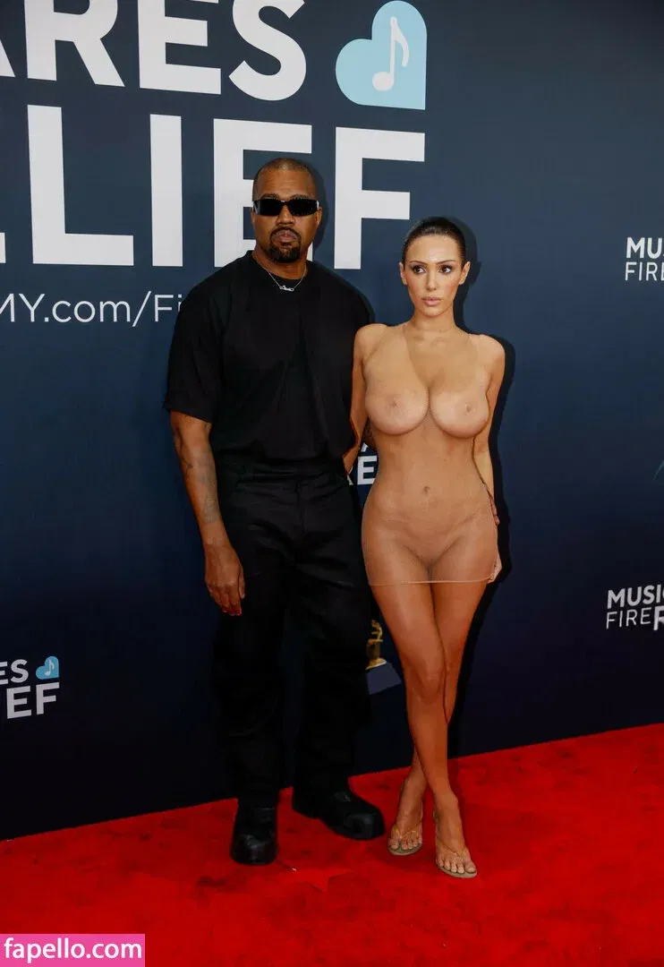 Bianca Censori Onlyfans Photo Gallery 