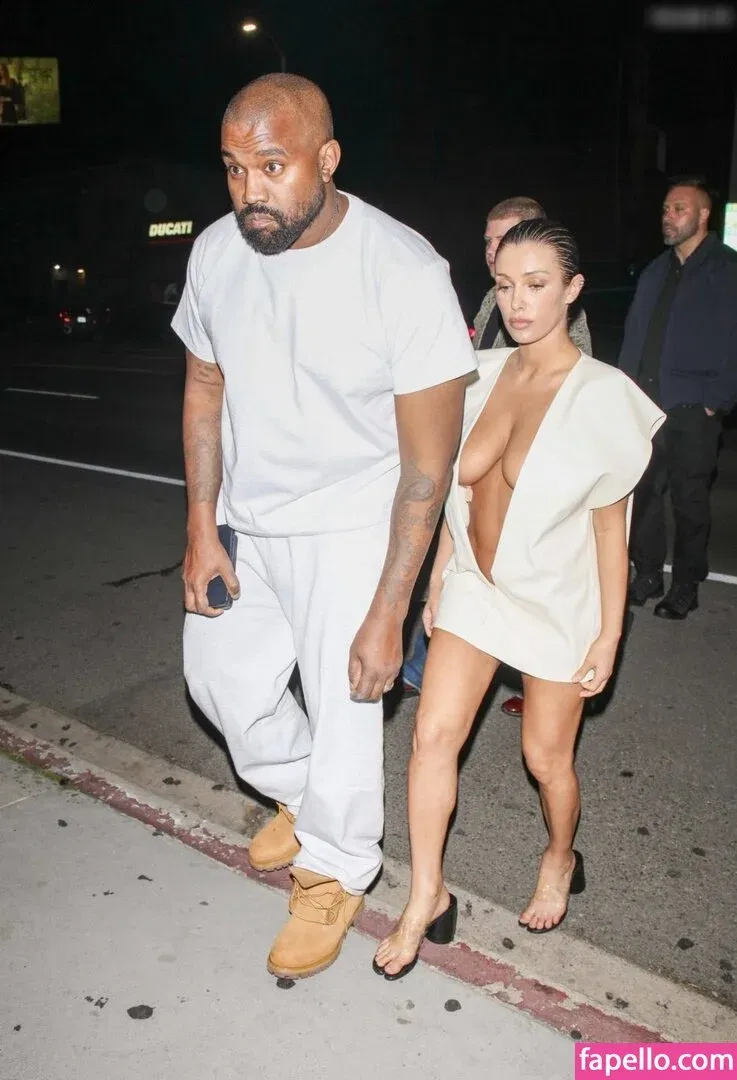 Bianca Censori Onlyfans Photo Gallery 