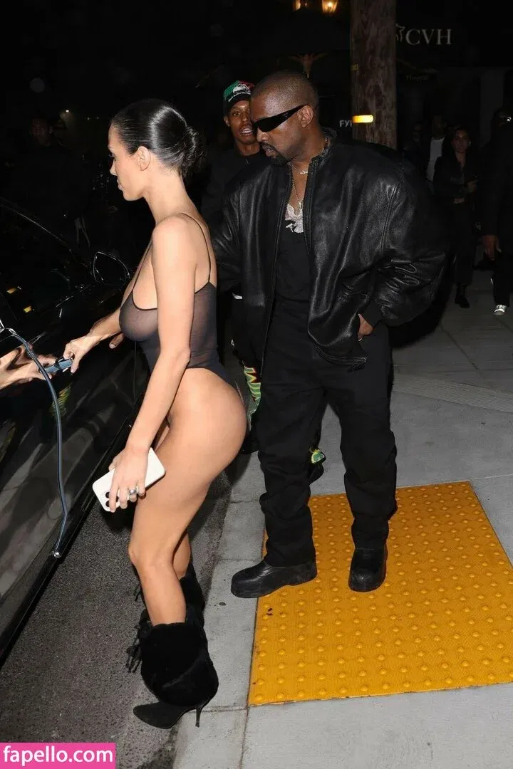 Bianca Censori Onlyfans Photo Gallery 