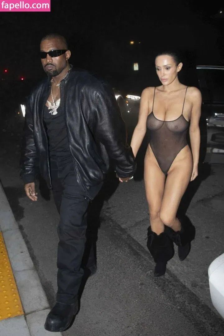 Bianca Censori Onlyfans Photo Gallery 