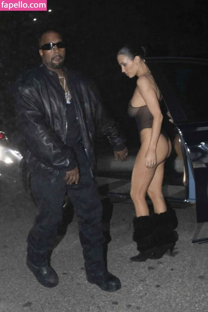 Bianca Censori Onlyfans Photo Gallery 