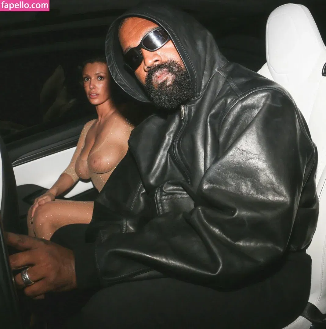 Bianca Censori Onlyfans Photo Gallery 