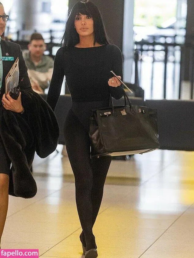 Bianca Censori Onlyfans Photo Gallery 