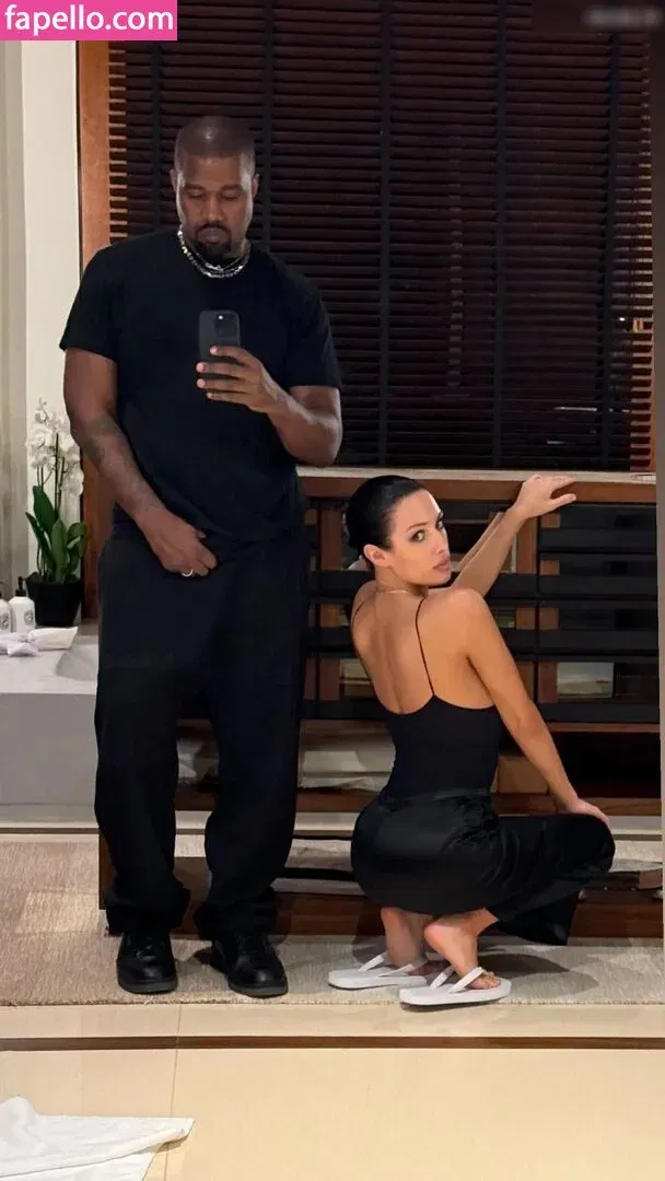 Bianca Censori Onlyfans Photo Gallery 