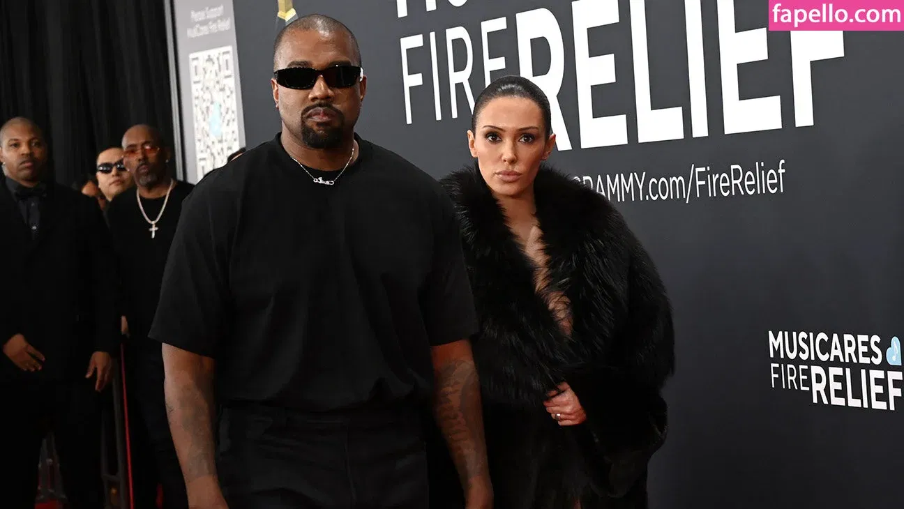 Bianca Censori Onlyfans Photo Gallery 