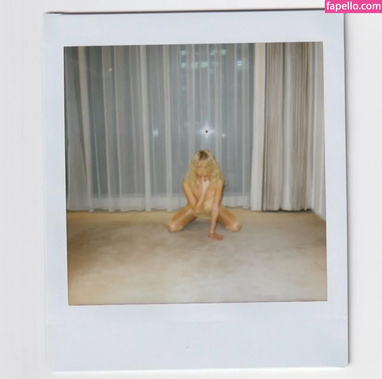 Bianca Censori Onlyfans Photo Gallery 