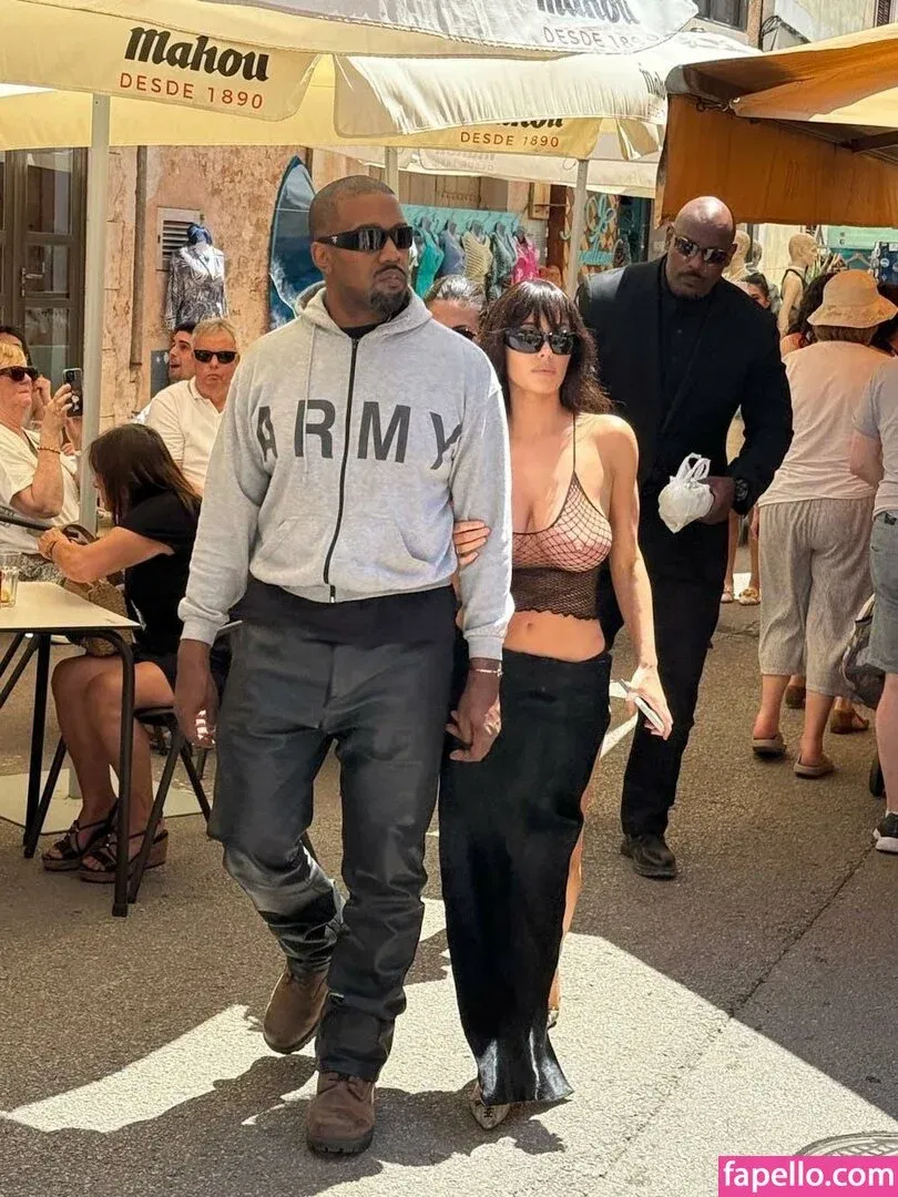 Bianca Censori Onlyfans Photo Gallery 