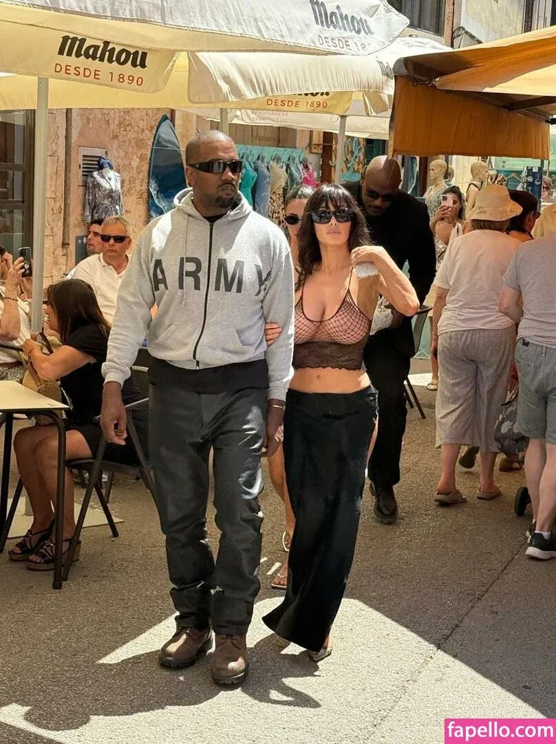 Bianca Censori Onlyfans Photo Gallery 