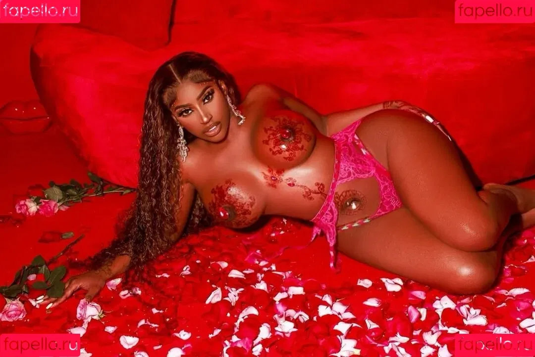 Hispaniola Onlyfans Photo Gallery 