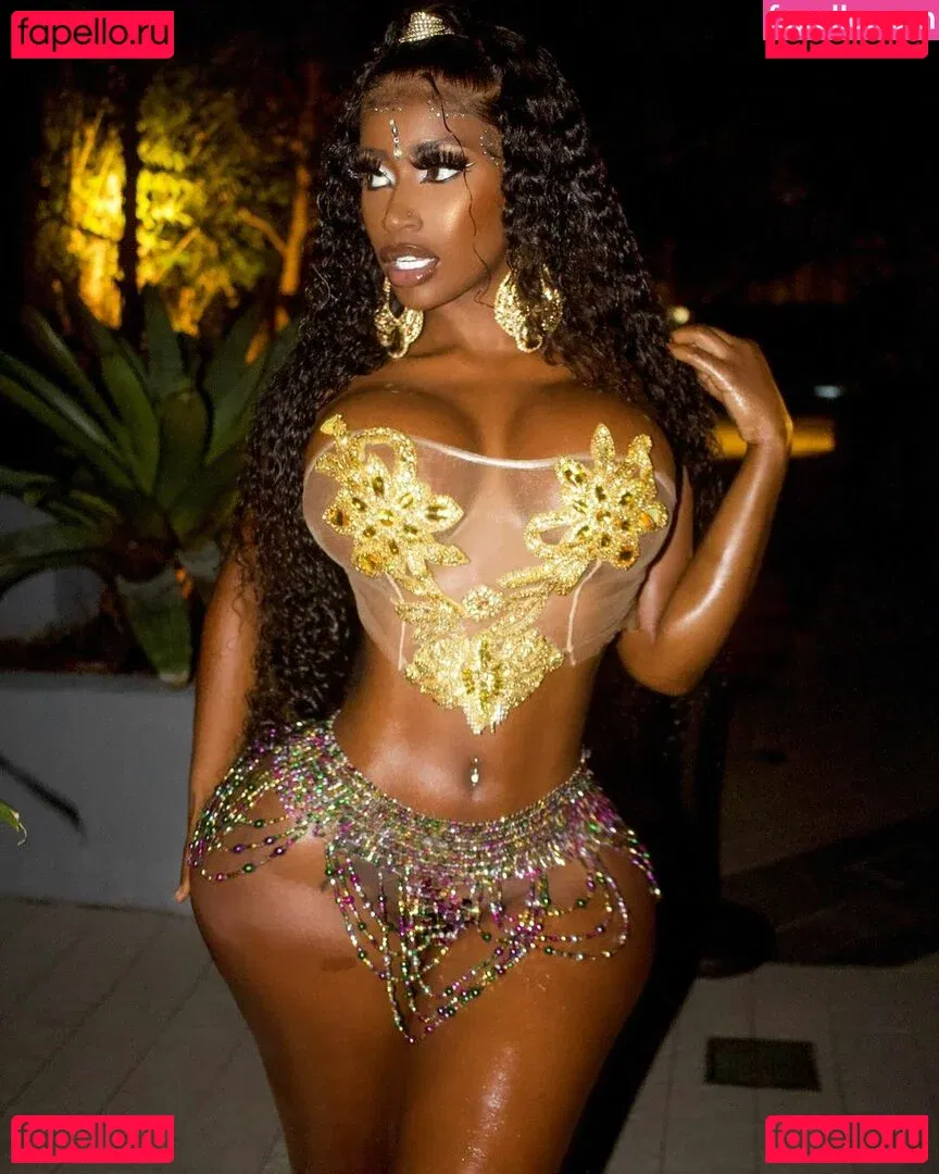 Hispaniola Onlyfans Photo Gallery 