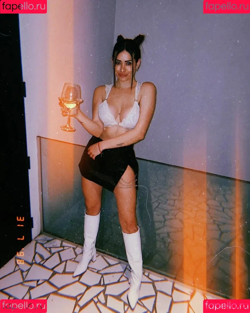Sol Abelleira Onlyfans Photo Gallery 