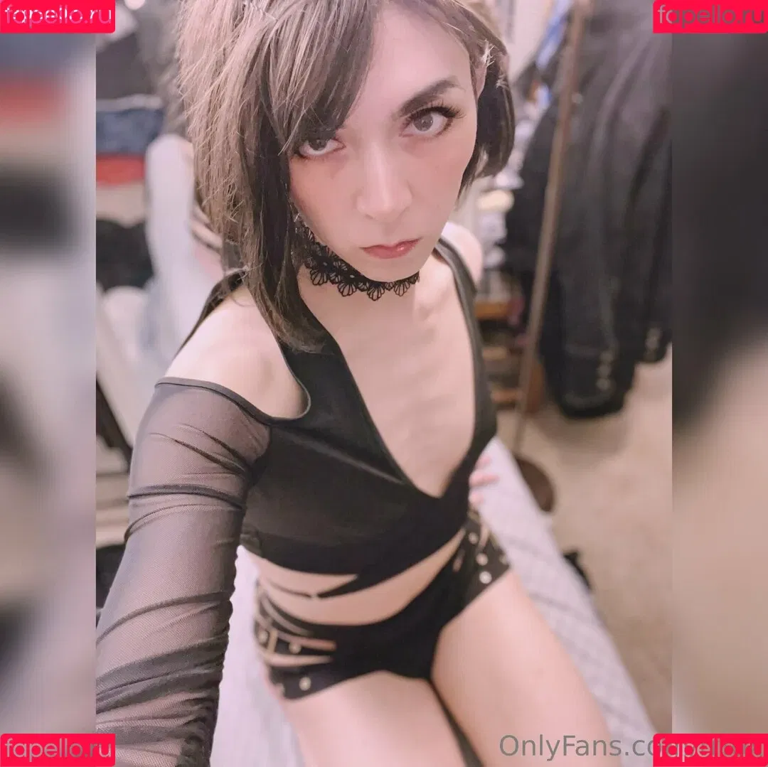 rrfox Onlyfans Photo Gallery 