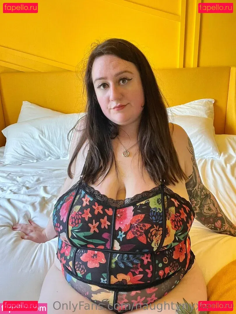 naughtynyxiefree Onlyfans Photo Gallery 