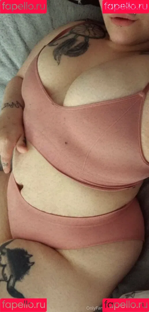 little.m0th Onlyfans Photo Gallery 