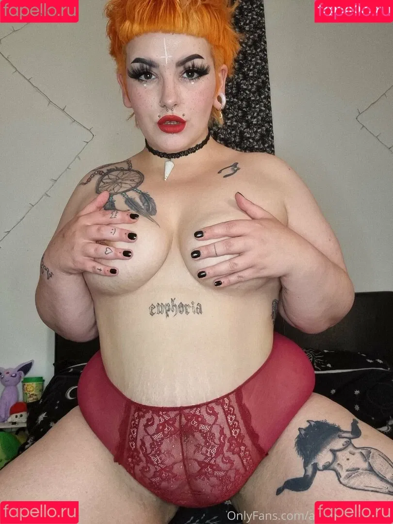 little.m0th Onlyfans Photo Gallery 