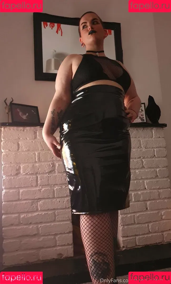 little.m0th Onlyfans Photo Gallery 
