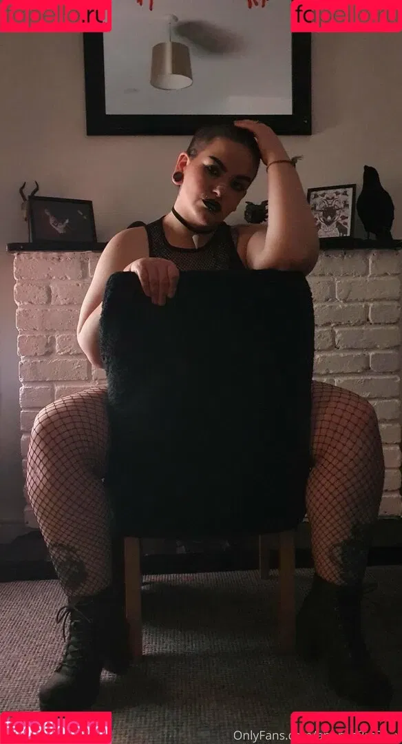 little.m0th Onlyfans Photo Gallery 