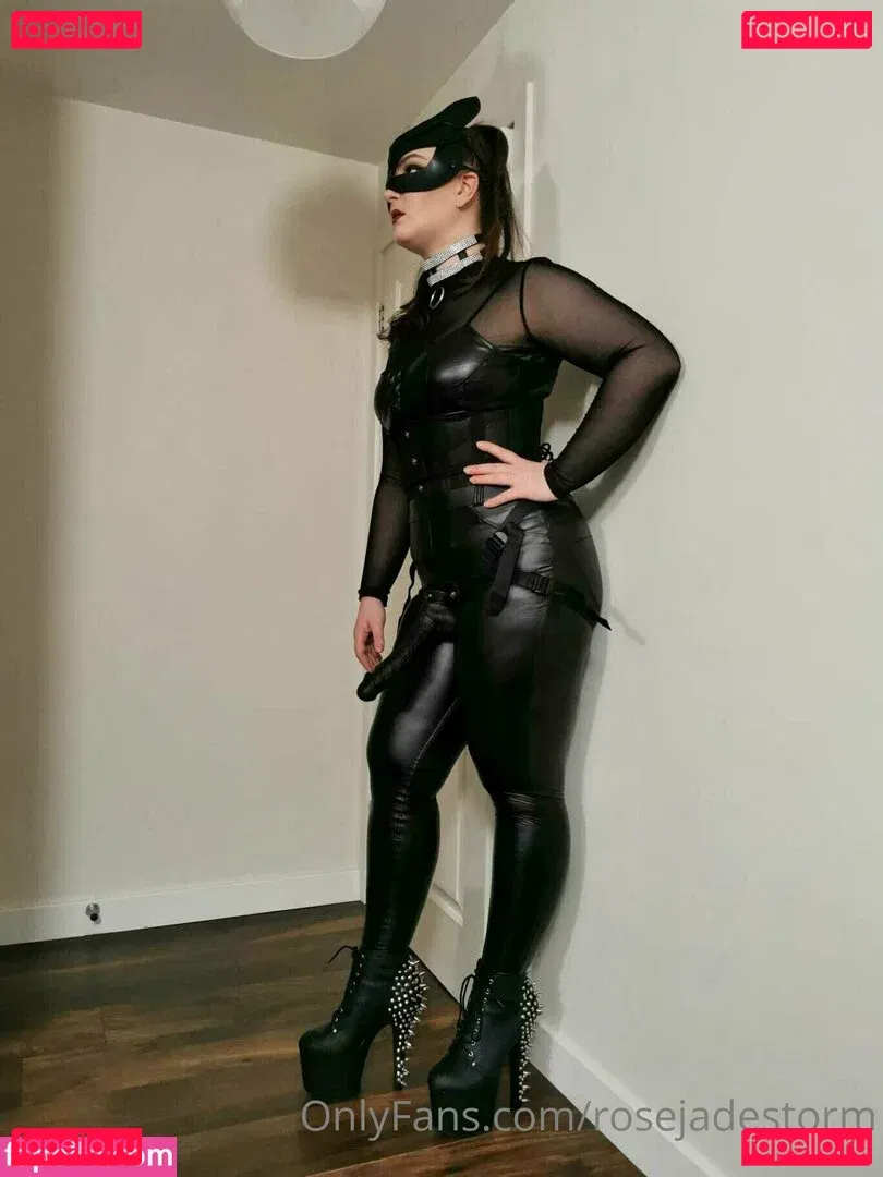 rosejadestorm Onlyfans Photo Gallery 