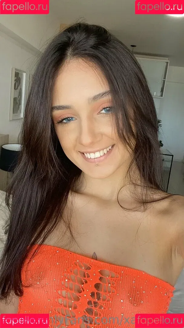 xalisonfox Onlyfans Photo Gallery 
