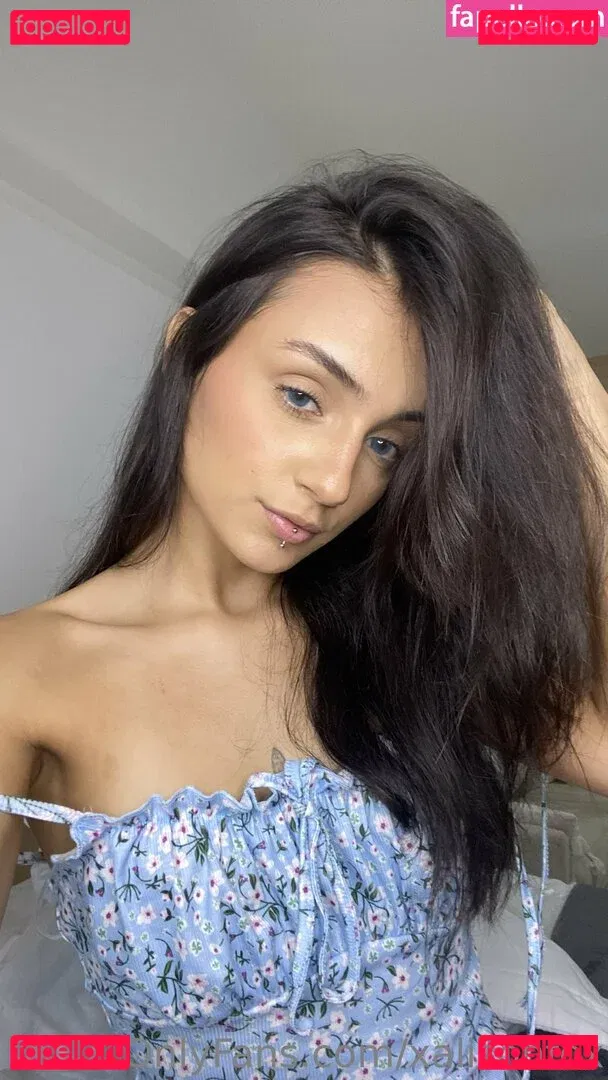 xalisonfox Onlyfans Photo Gallery 