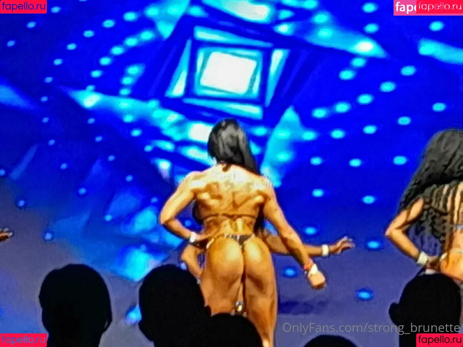 strong_brunette Onlyfans Photo Gallery 