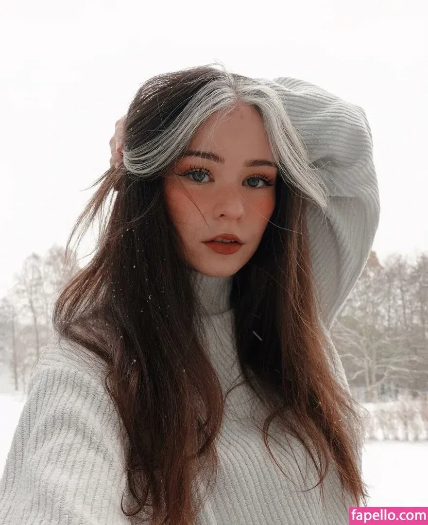 Nadine Breaty Onlyfans Photo Gallery 