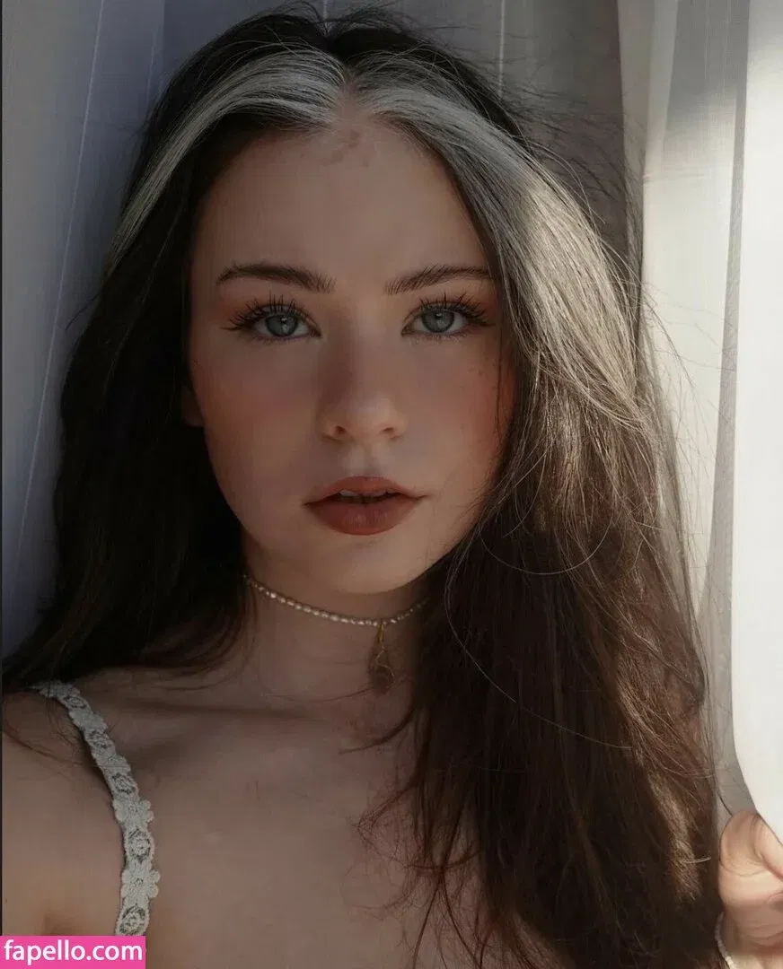 Nadine Breaty Onlyfans Photo Gallery 