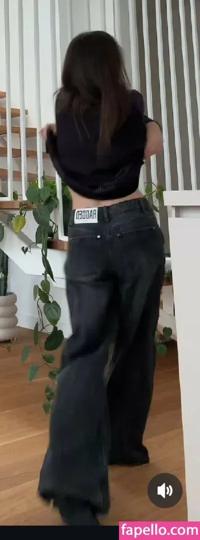 Nadine Breaty Onlyfans Photo Gallery 