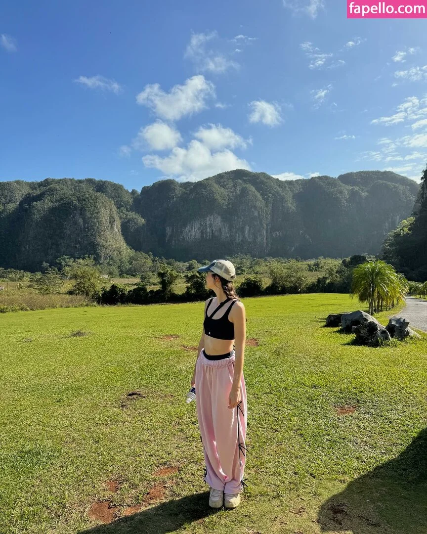 Nadine Breaty Onlyfans Photo Gallery 