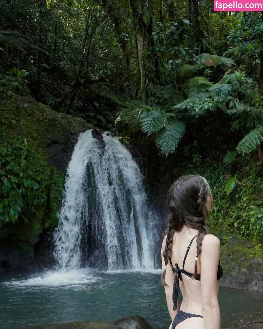 Nadine Breaty Onlyfans Photo Gallery 