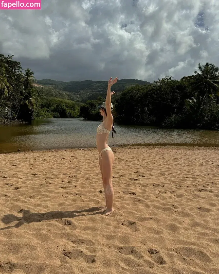 Nadine Breaty Onlyfans Photo Gallery 