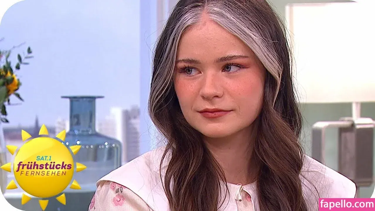 Nadine Breaty Onlyfans Photo Gallery 