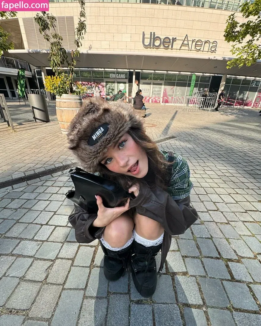 Nadine Breaty Onlyfans Photo Gallery 