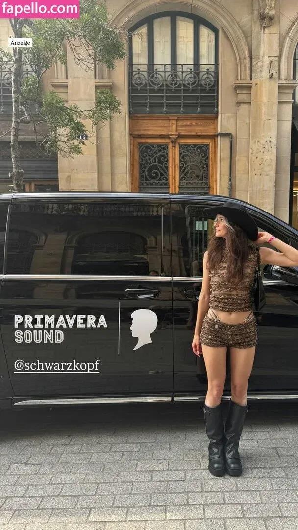 Nadine Breaty Onlyfans Photo Gallery 