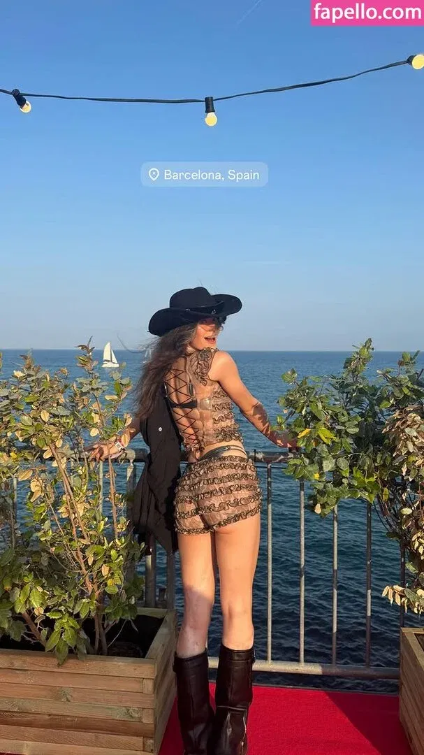 Nadine Breaty Onlyfans Photo Gallery 