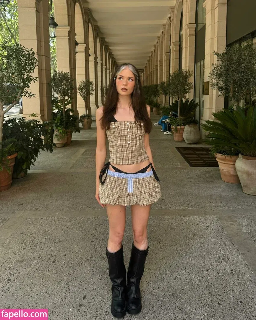 Nadine Breaty Onlyfans Photo Gallery 