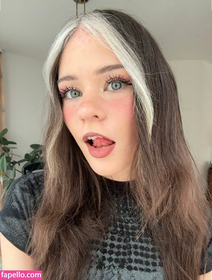 Nadine Breaty Onlyfans Photo Gallery 