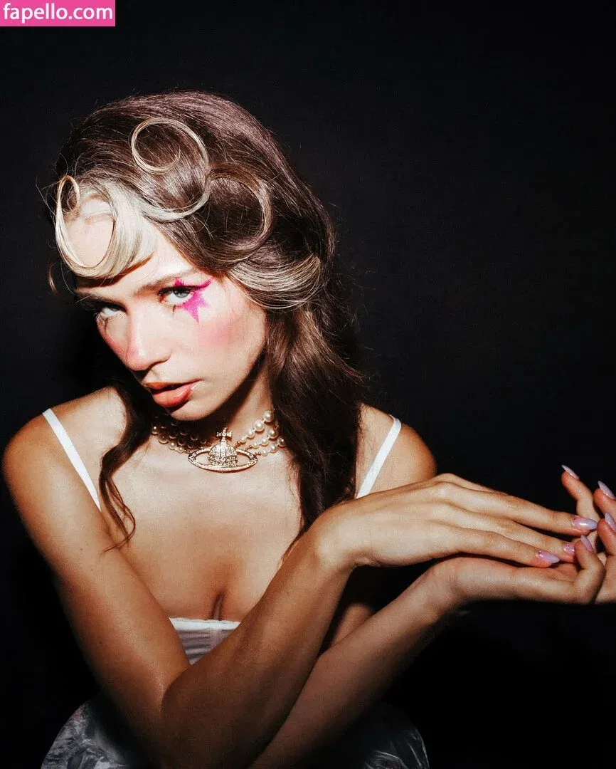 Nadine Breaty Onlyfans Photo Gallery 