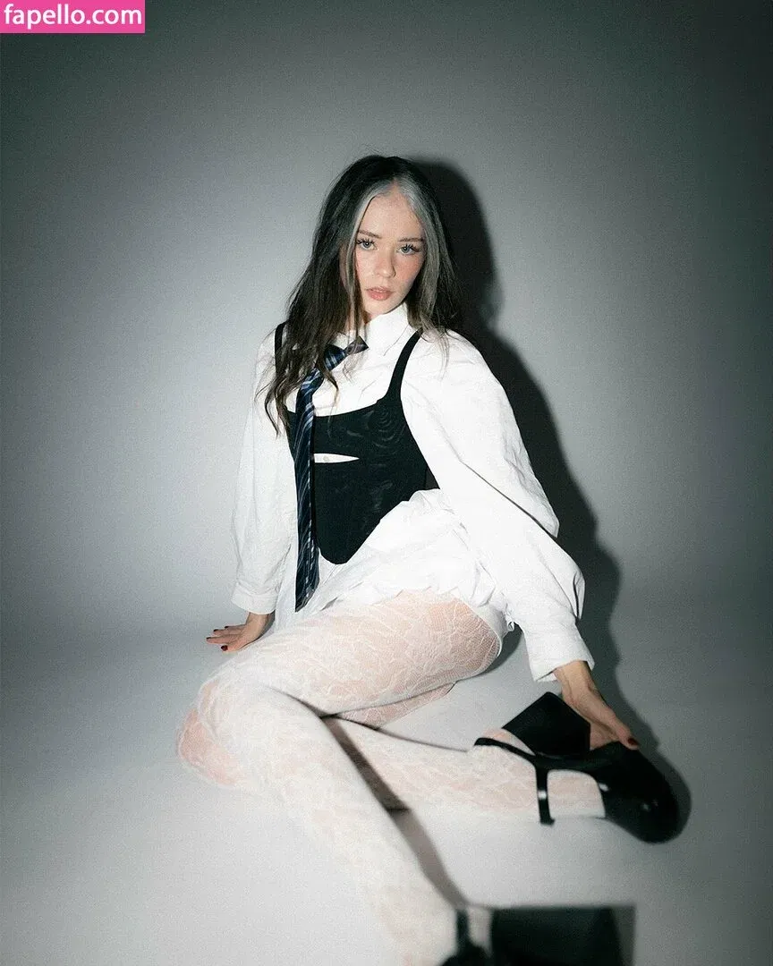 Nadine Breaty Onlyfans Photo Gallery 