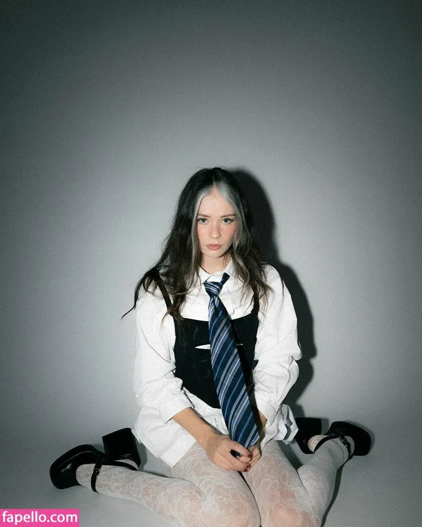 Nadine Breaty Onlyfans Photo Gallery 