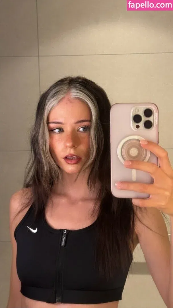 Nadine Breaty Onlyfans Photo Gallery 