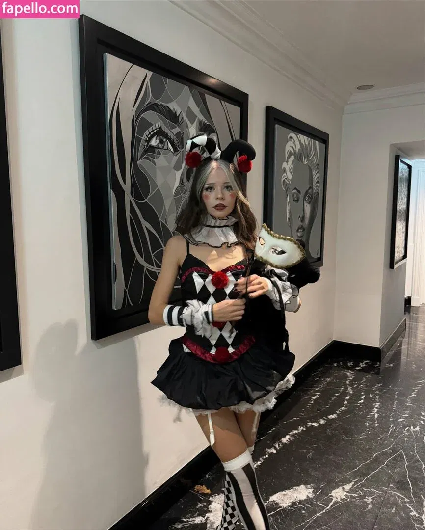 Nadine Breaty Onlyfans Photo Gallery 