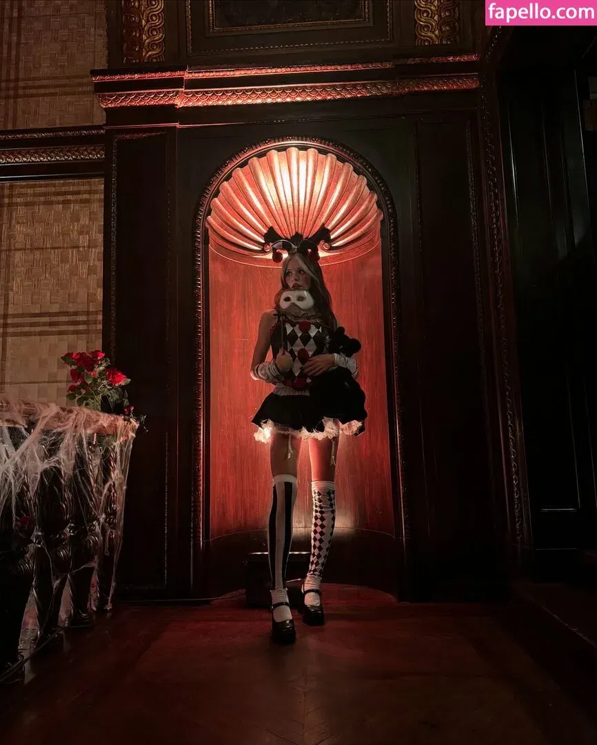 Nadine Breaty Onlyfans Photo Gallery 