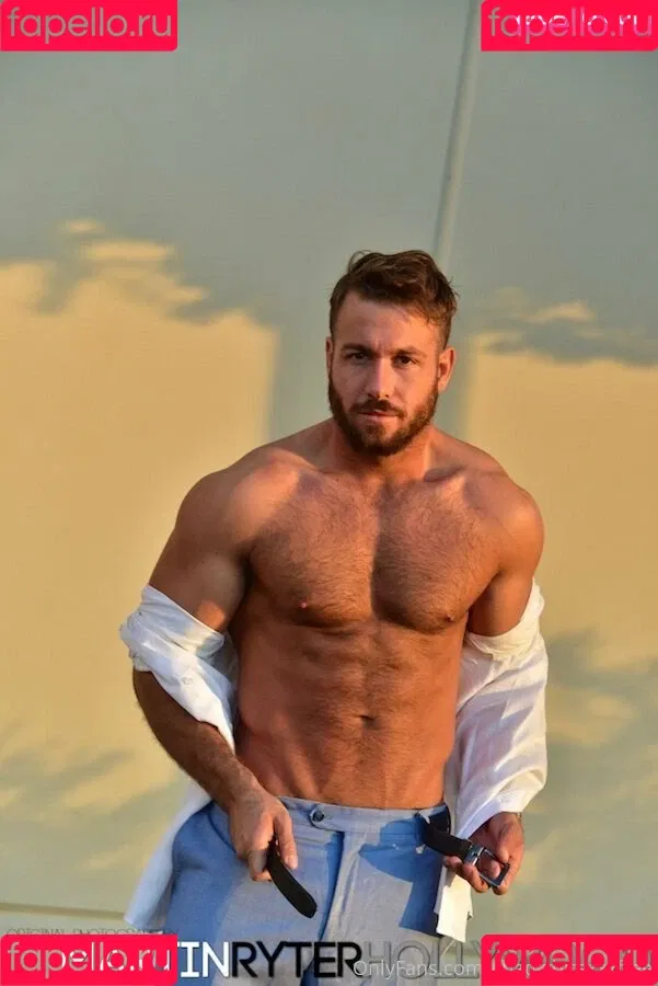 chadwhitexxxfree Onlyfans Photo Gallery 