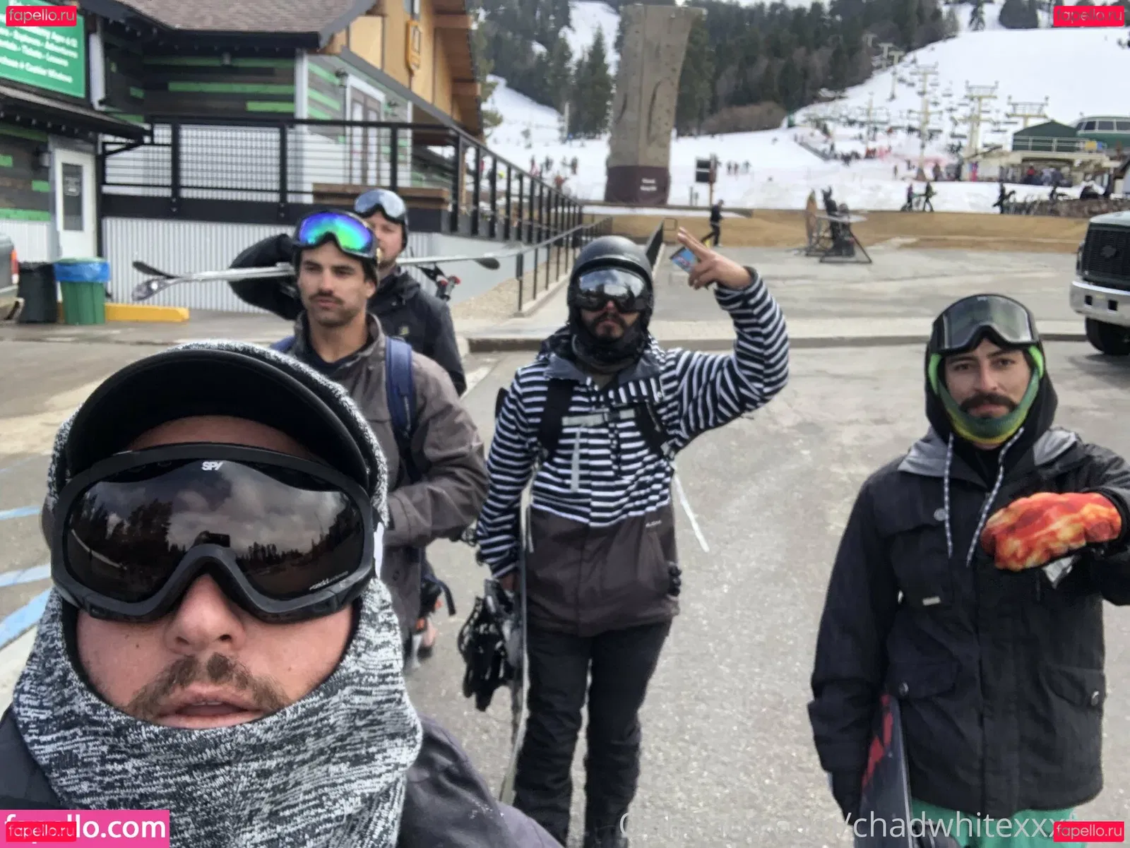 chadwhitexxxfree Onlyfans Photo Gallery 